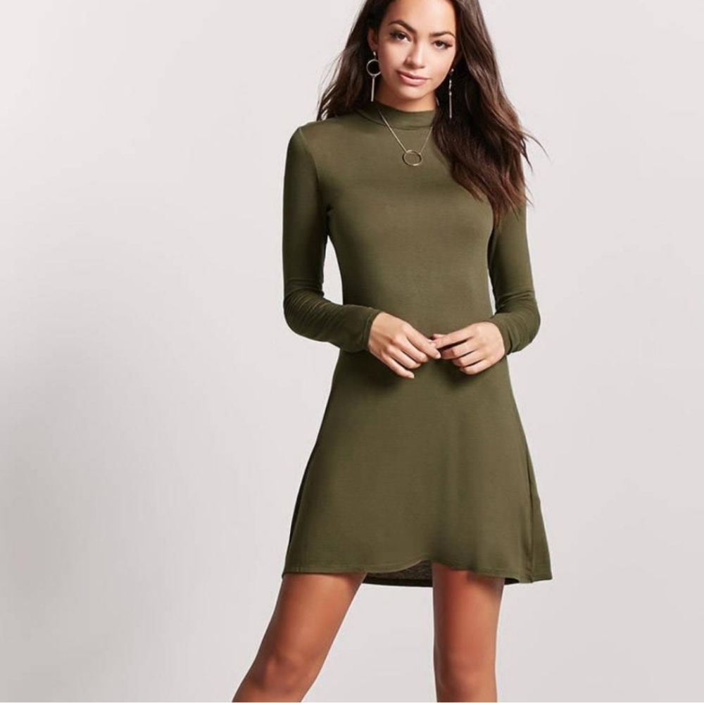 Forever 21 Green Long Sleeve Dress